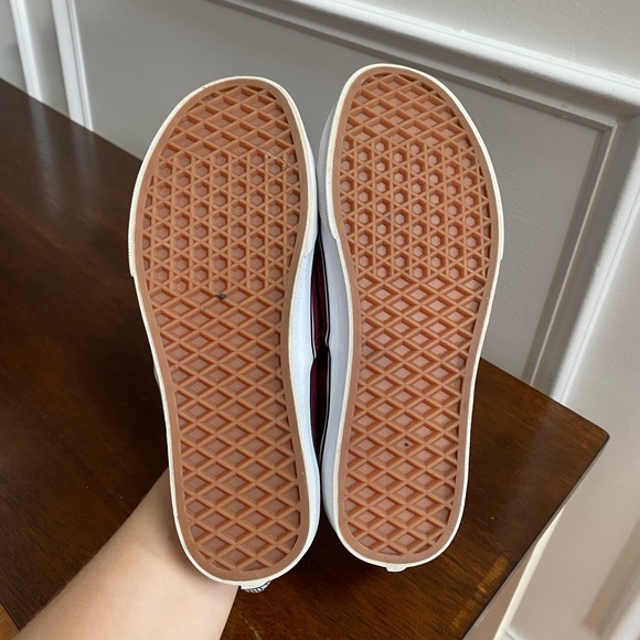 Vans Authentic Port Royale Red Black Shoes Women’s Sneaker Size 7 - Picture 8 of 9